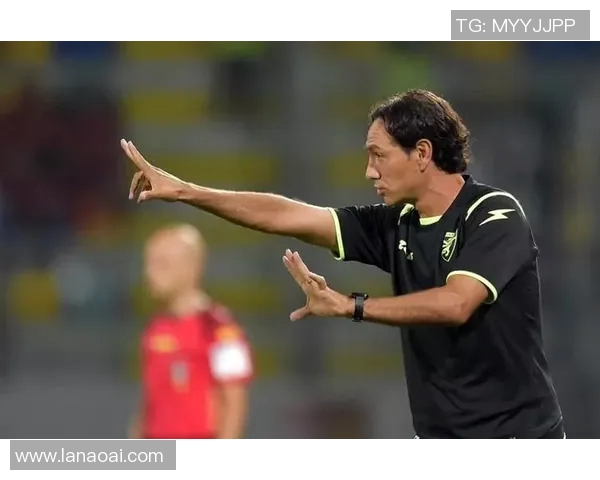 足球传奇内斯塔是哪国人 他的辉煌成就与国家背景解析 足球传奇内斯塔是哪国人 他的辉煌成就与国家背景解析